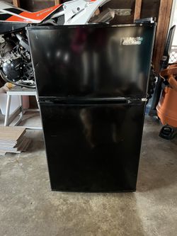 Mini Refrigerator