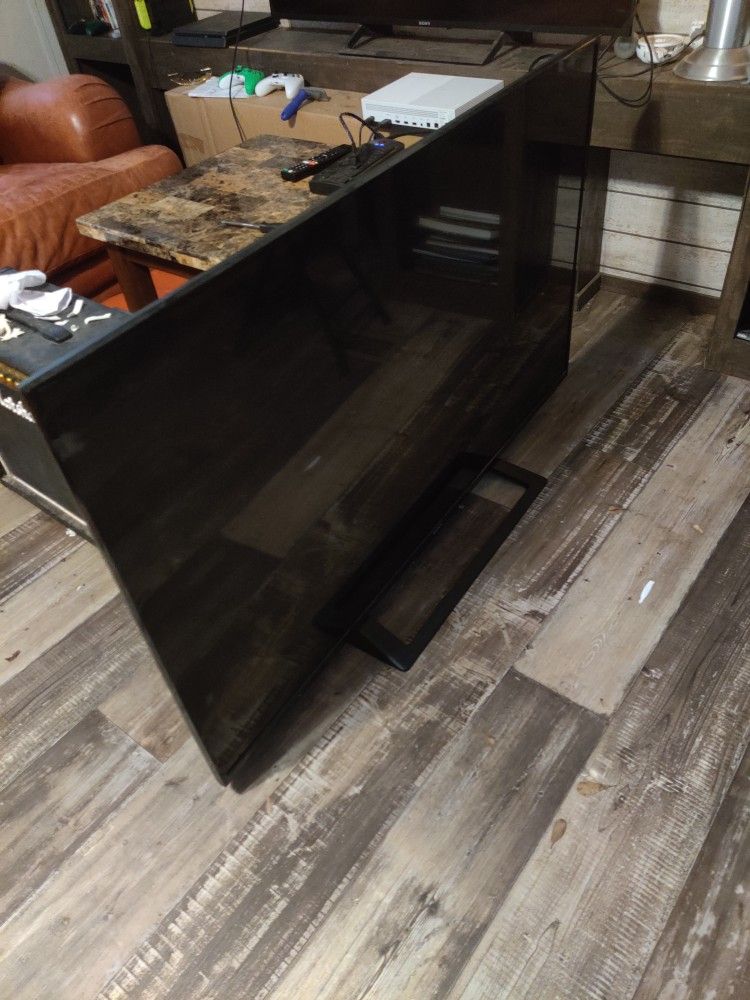 SONY KD-60X690E 60” TV