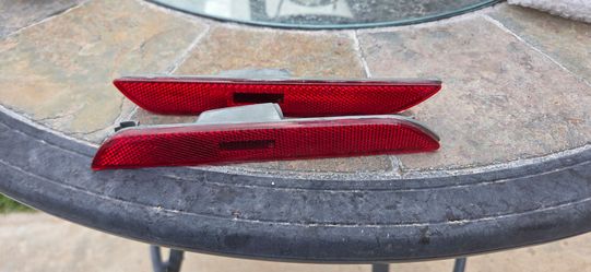Side Marker Light/Reflector Housing