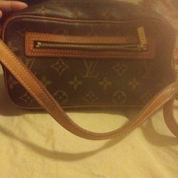 Louis Vuitton Handbag