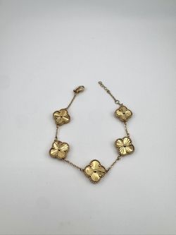 18K Yellow Gold Diamond Cut Clover Bracelet 