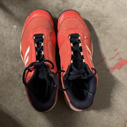 Adidas Youth Tennis Shoe Size 5.5