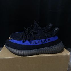 Yeezy 350s ‘Dazzling blue’ 