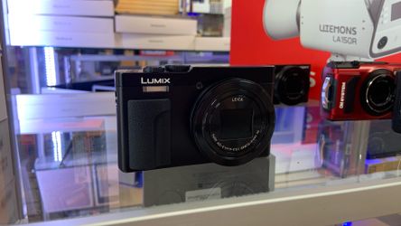 Lumix ZS99
