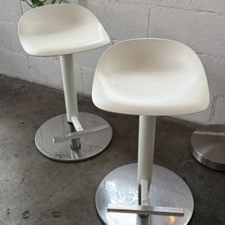 White Bar Stools