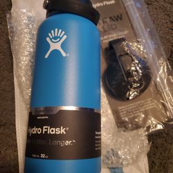 New Hydro Flask Wide Mouth 40oz Free Straws, Extra Lid, Free 25 Ct Stickers 