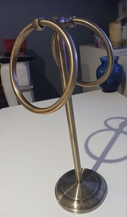 Used Hand Towel Holder