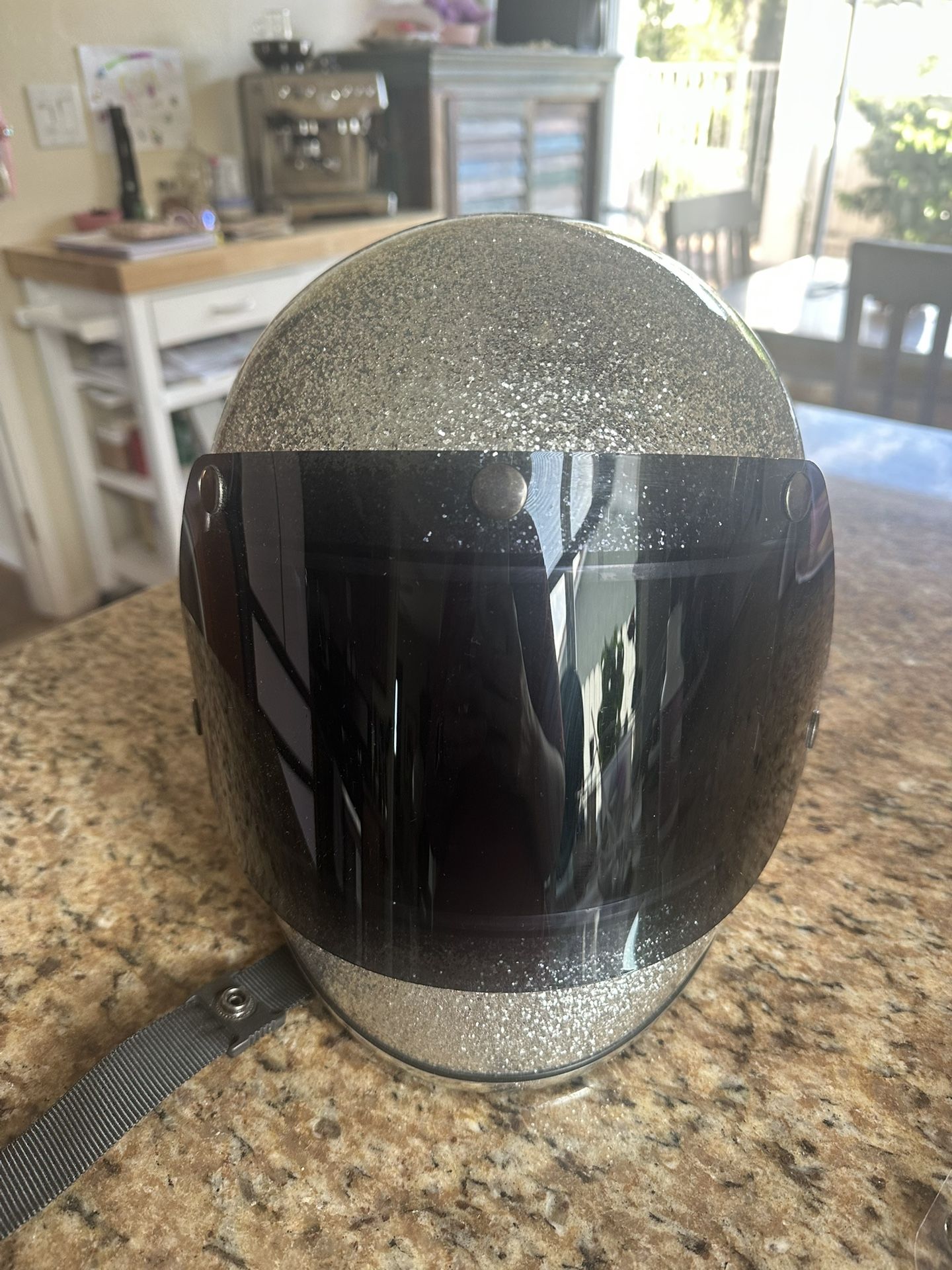 Gringo Full Face Motorcycle Helmet-Silver Glitter-Medium