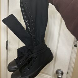 Knee High All Black Converse 