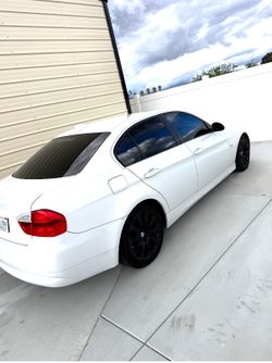 BMW 2006 Series 330 i