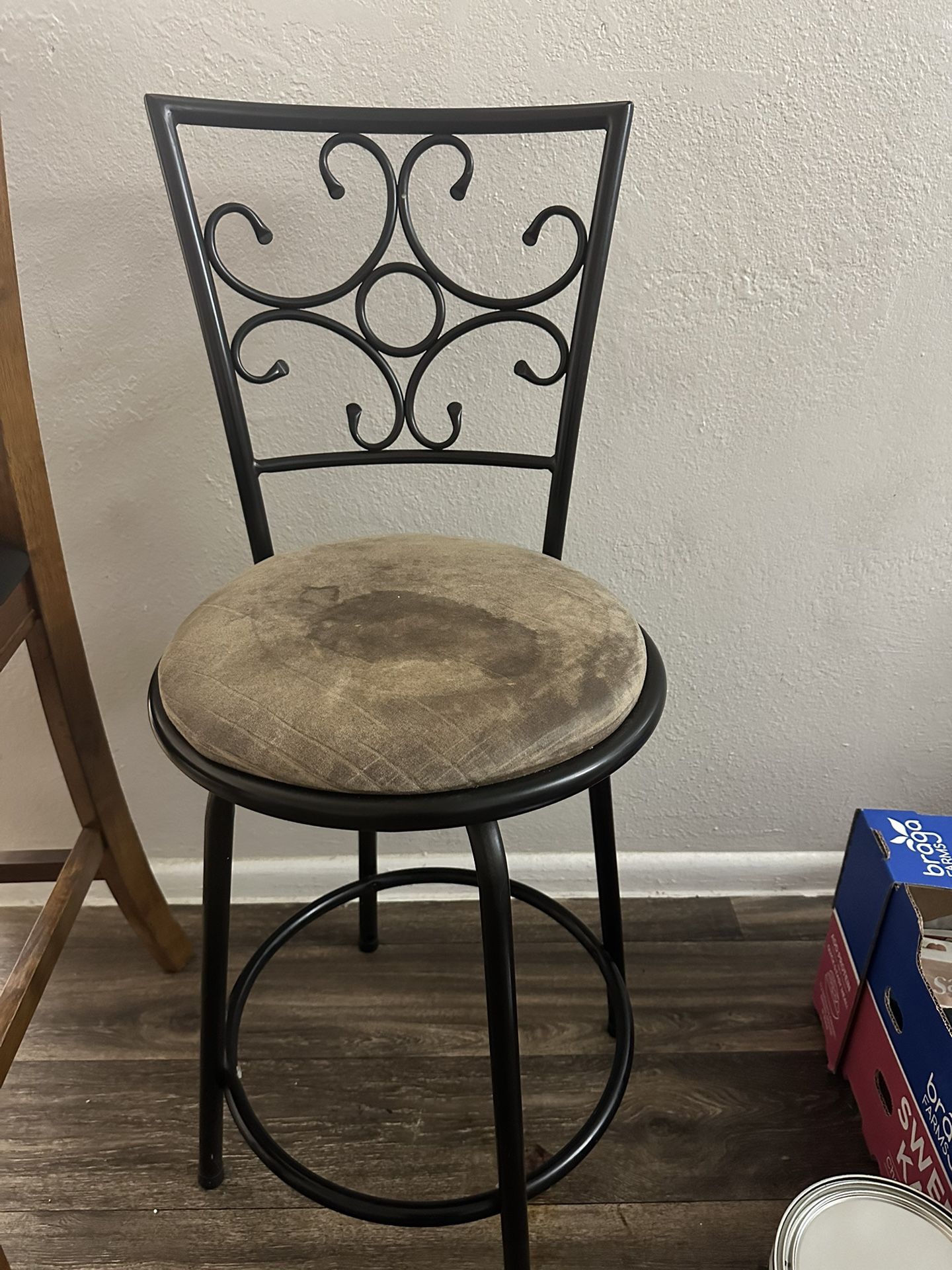 Metallic Rotating Chair