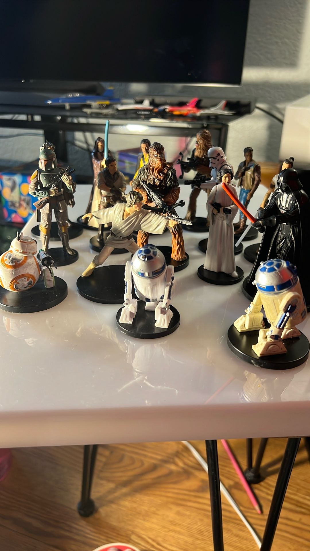 Lot Of 16 Starwars Disney Lucasfilm Figurines Luke Disney London