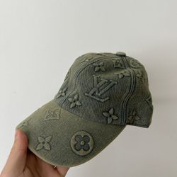 LV Hat