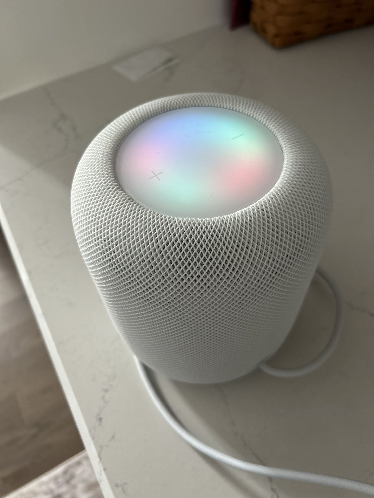 APPLE HOME POD
