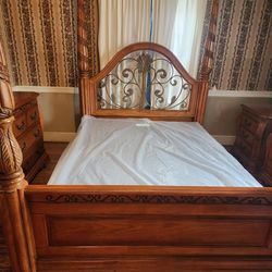 7-Piece Elegant Bedroom Queen Set + China Cabinet (Solid Wood) WILKES-BARRE, PA 18702 .  LOCAL PICKUP ONLY