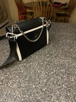 Crossbody purse
