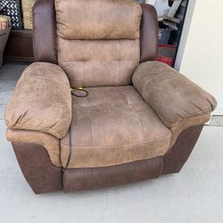 Power Recliner (Like New, Rarely Used)