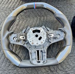 G80 steering wheel