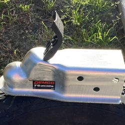 Demco Channel Tongue Trailer Coupler - eZ-Latch - Zinc - 2" Ball - Bolt On - 7,000 lbs