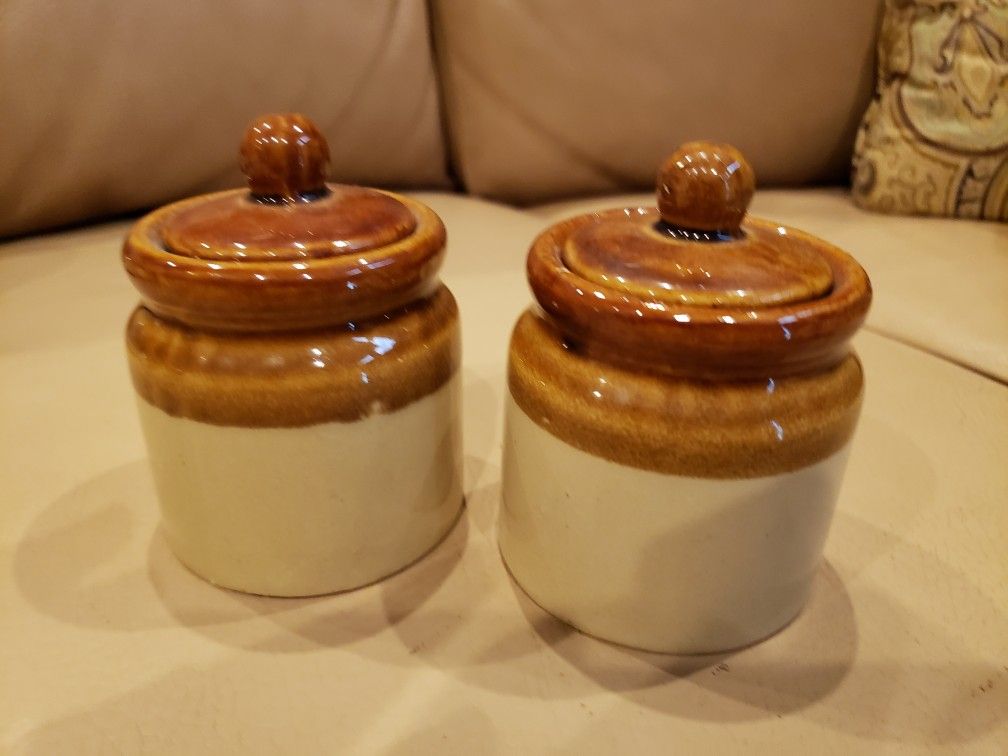 Two Little Honey Pots