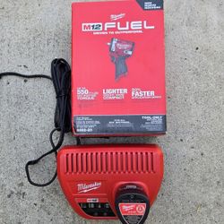 Milwaukee 12v Fuel Stubby Impact Wrench 3/8 Set Brand New Include Battery And Charger 