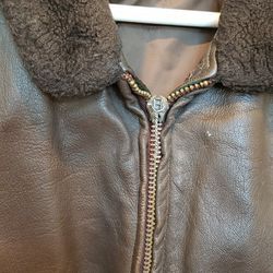 Vintage US Navy leather flight jacket approximate size 40
