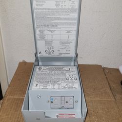 Eaton DPF221RGF20 Type 3R Enclosure 30A, 120/240V