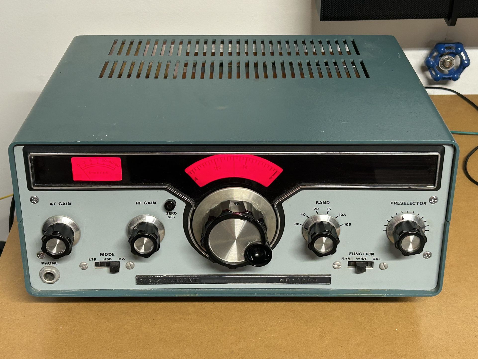 Heathkit HR-1680 Ham Radio Receiver