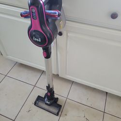 Cleaning machine