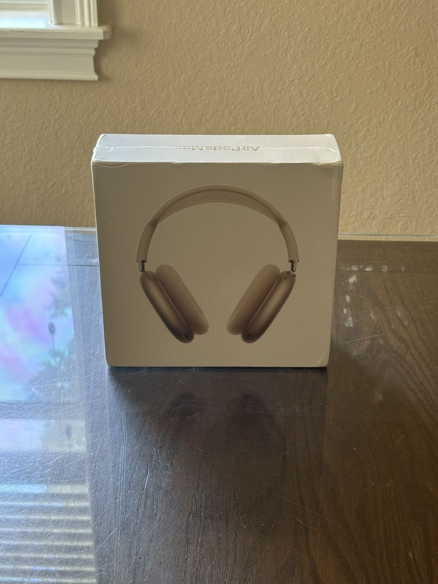 Apple AirPod Max Headphones Starlight 2024 Sealed Box