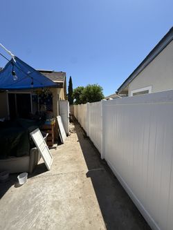 Vinyl Fencing