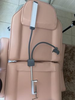 Glamcor LED Light
