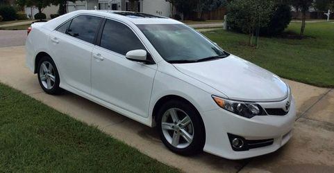 2012 Toyota Camry SW White