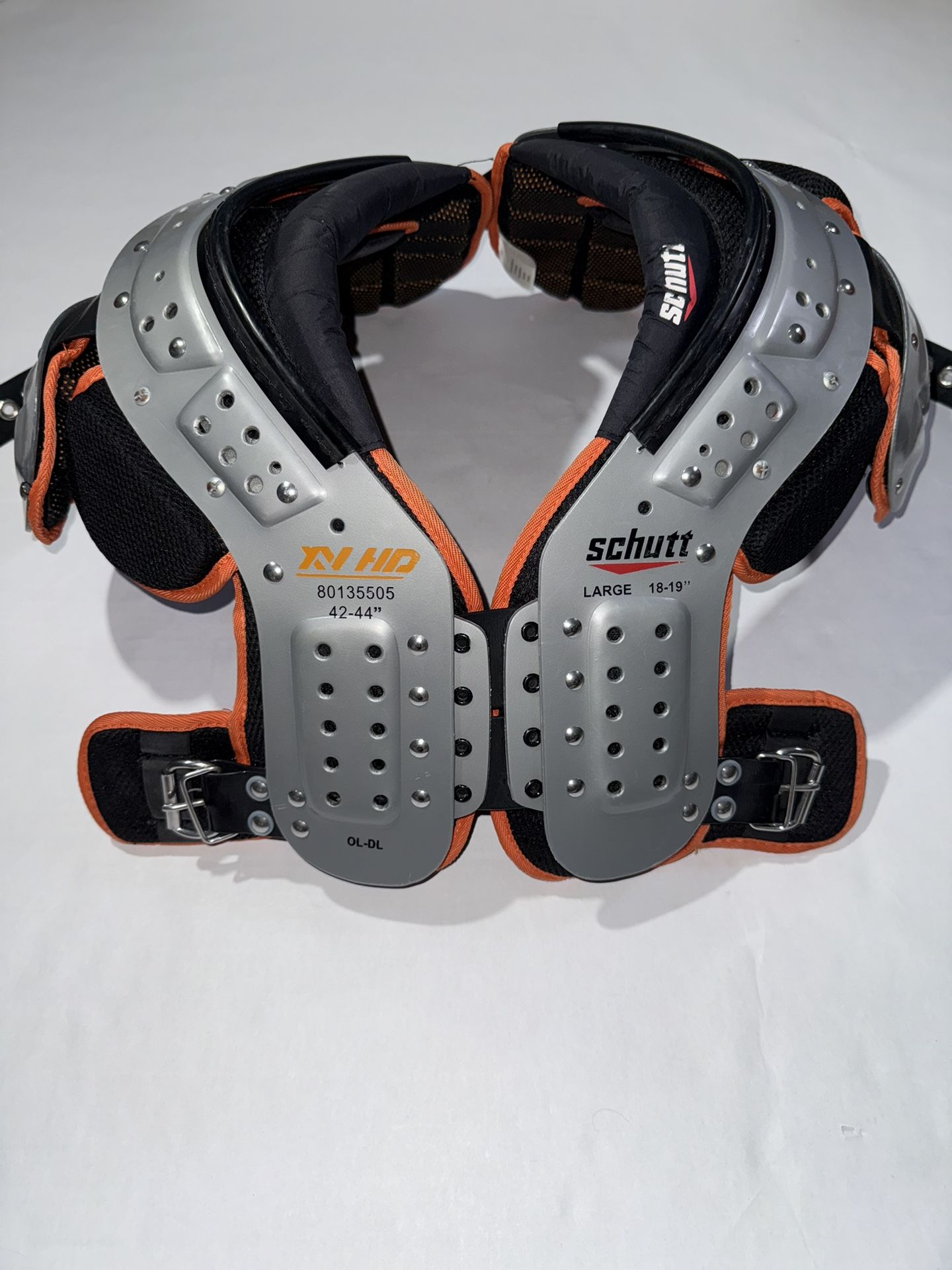 Schutt XV HD Skill Adult Football Shoulder Pads Size: L 42-44” Chest 18-19”