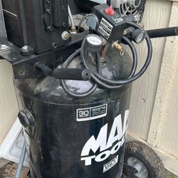 Mac 30 Gallon Compressor 