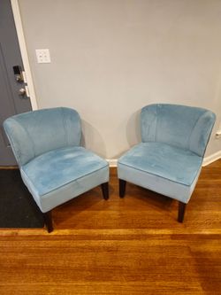 Living Room Chairs