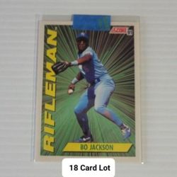 ⚾️ 18 Card Lot - OF Bo Jackson Cards 