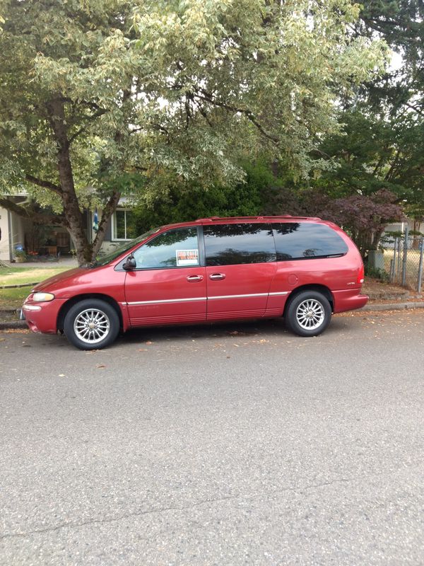 2000 Chrysler Town Amp Country Limited For Sale In Covington