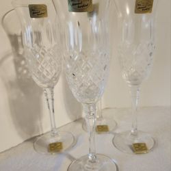 Set Of Four New Crystal Champagne Flutes Glasses 