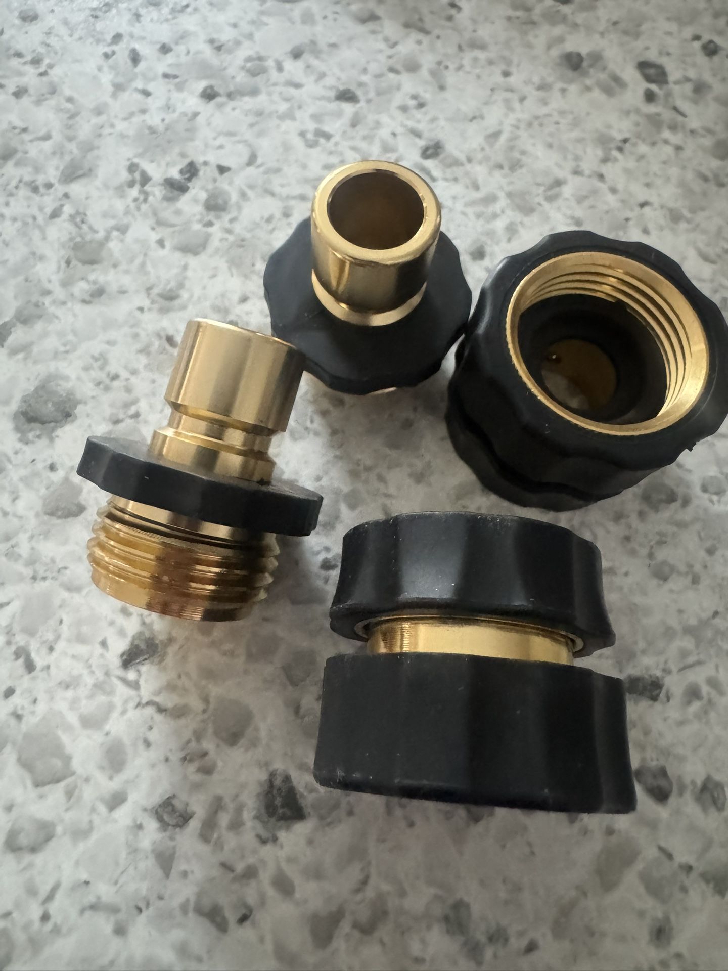 GARDEN HOSE QUICK CONNECT (3:4”) NEW
