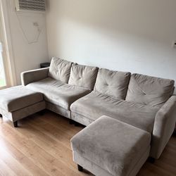 Beige Modular Sectional Sofa with Ottoman – Good Condition