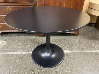 IKEA Docksta Black Round Table