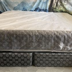 Puffy Lux Hybrid  King Mattress With Box Spring 