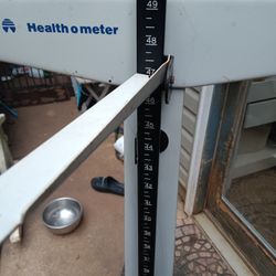 Scale An Height Measurer 