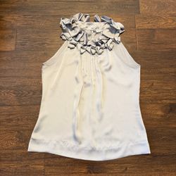 Violet & Claire Women's M Ruffle Neck Sleeveless Top