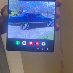 Samsung Galaxy Zfold 3.    (contact info removed) 