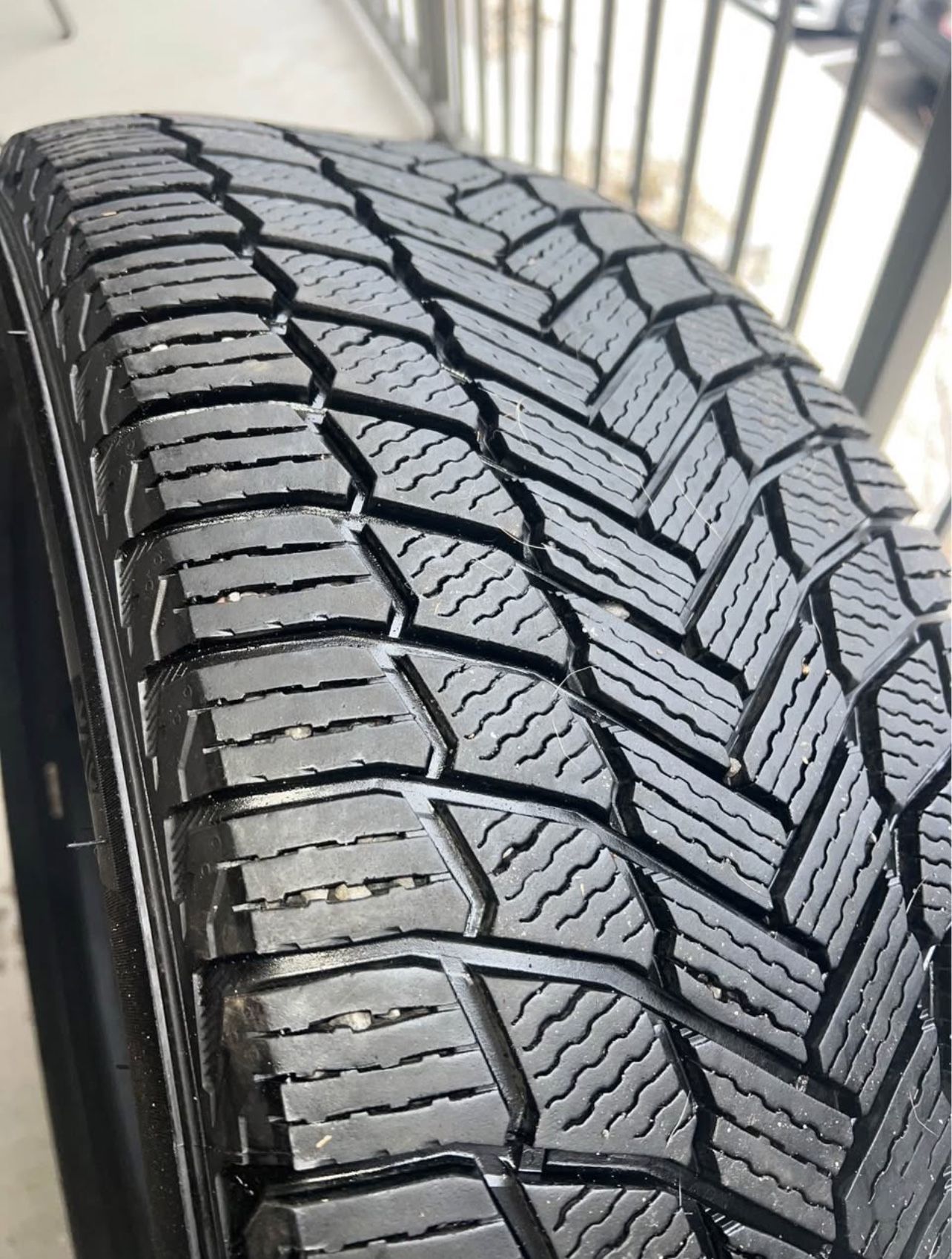 New Tires 255/55/20 MICHELIN
