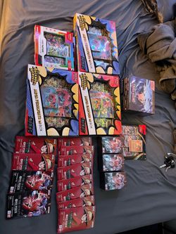 Pokemon / one piece lot