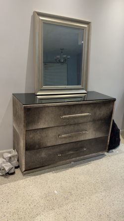 Derek Jeter OWNED - Ornate Home Bernhardt Parkin Grey Hair-on-Hide Drawer Chest