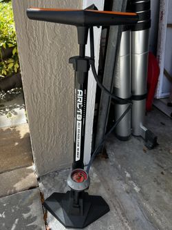 Bicycle Bike Tire Pump Like New